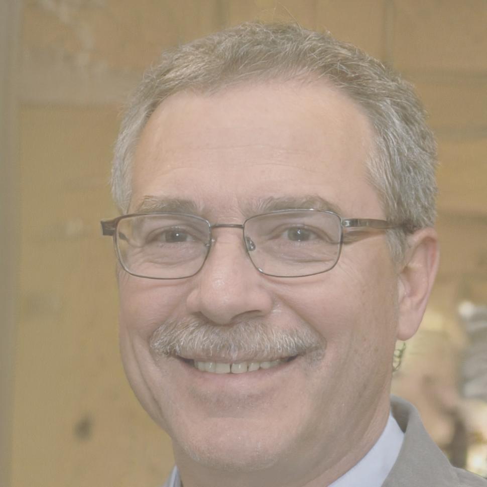 Portrait de Marc Dubois, directeur financier